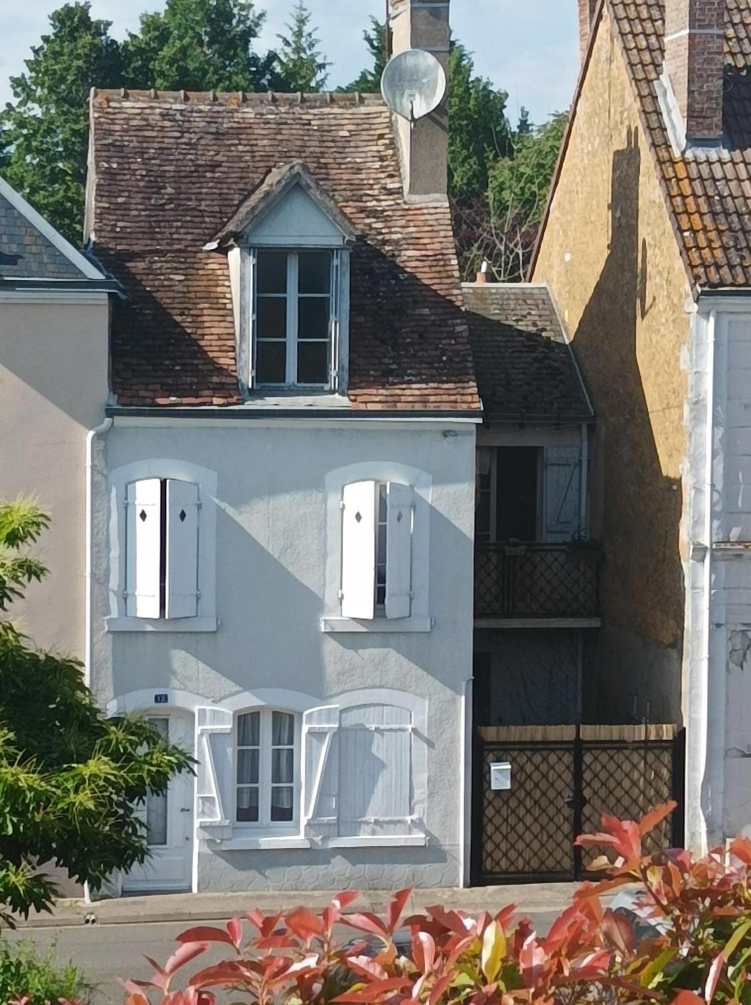 La Maison Au Bord De L'Eau Gracay Kültér fotó